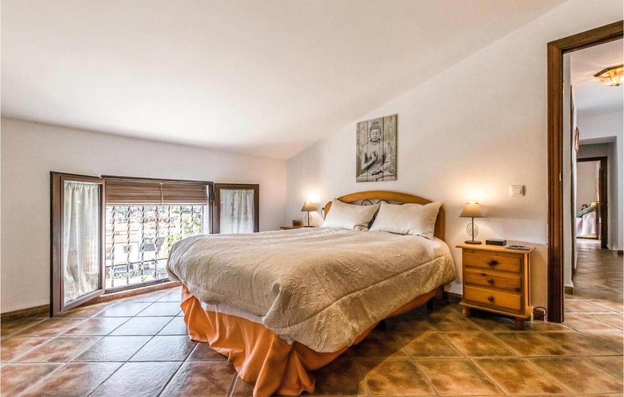 Pet Friendly Home In Hornachuelos With Kitchen Eksteriør billede