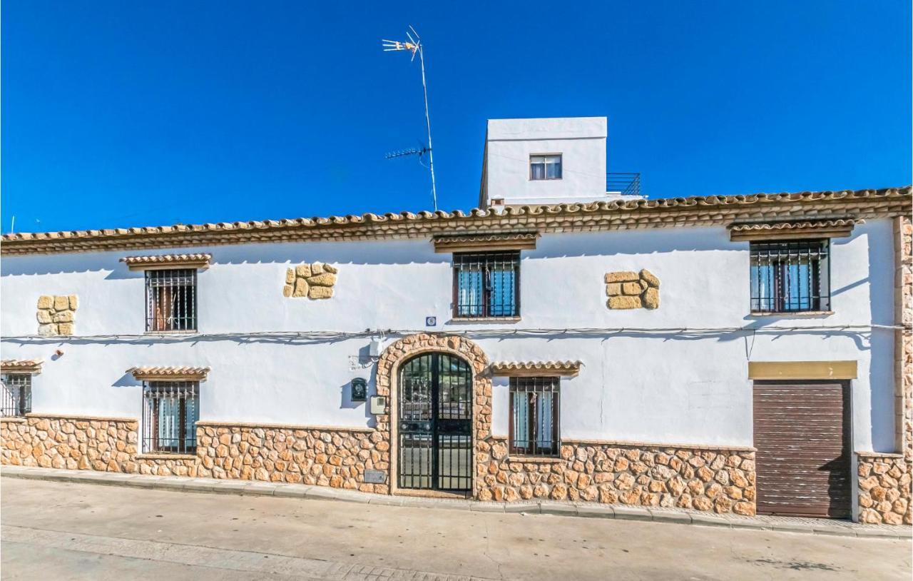 Pet Friendly Home In Hornachuelos With Kitchen Eksteriør billede