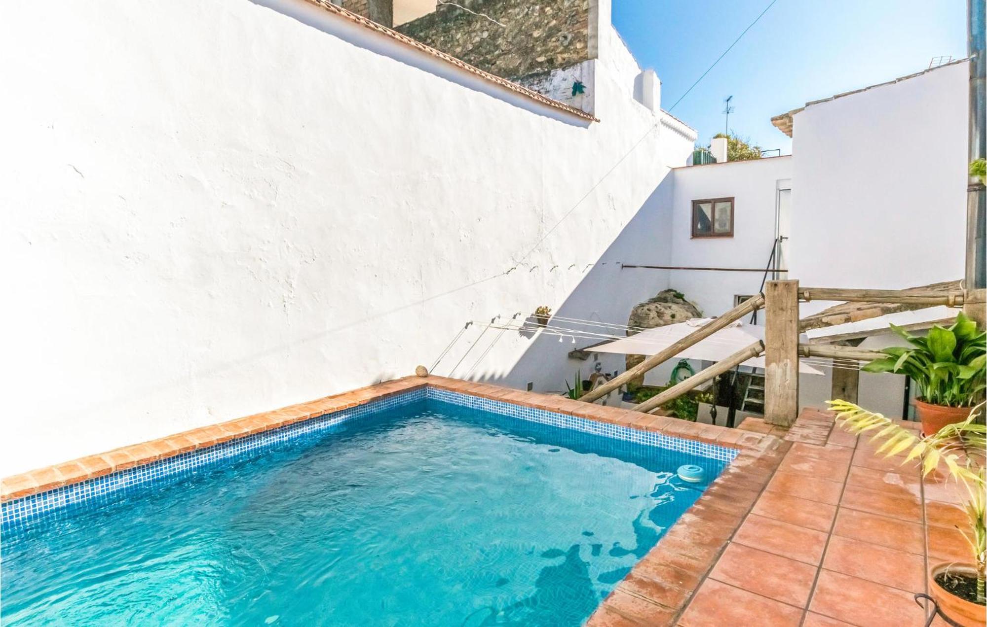 Pet Friendly Home In Hornachuelos With Kitchen Eksteriør billede