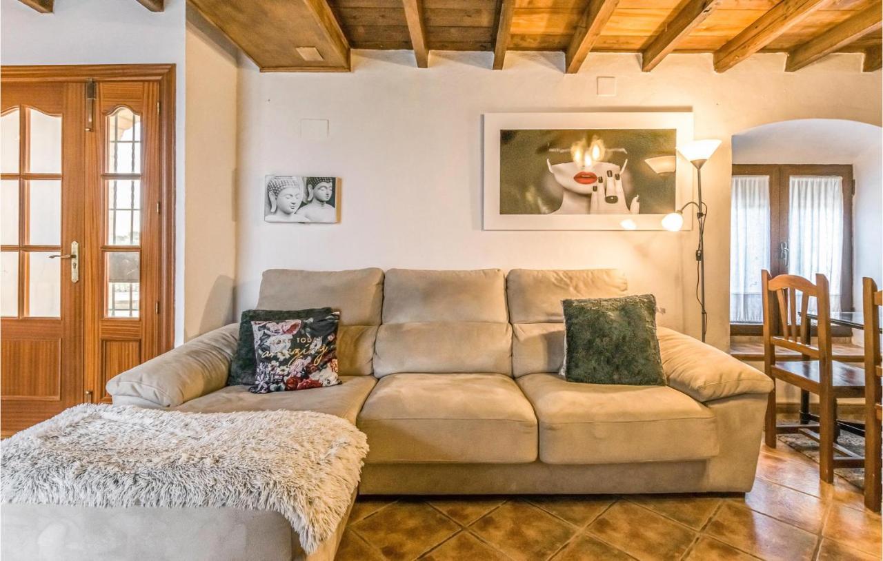 Pet Friendly Home In Hornachuelos With Kitchen Eksteriør billede